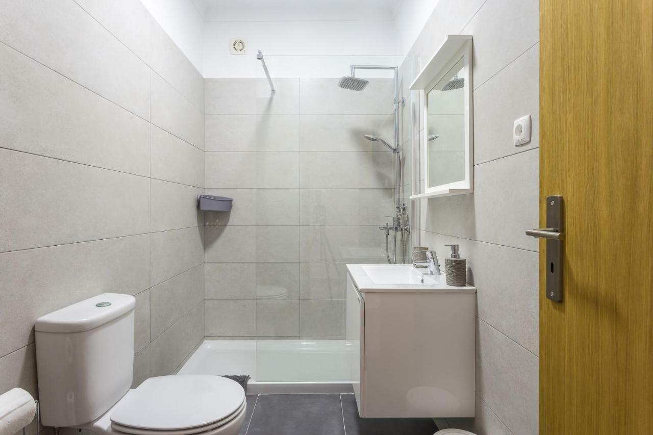 First House Apartment Lisbon Luaran gambar