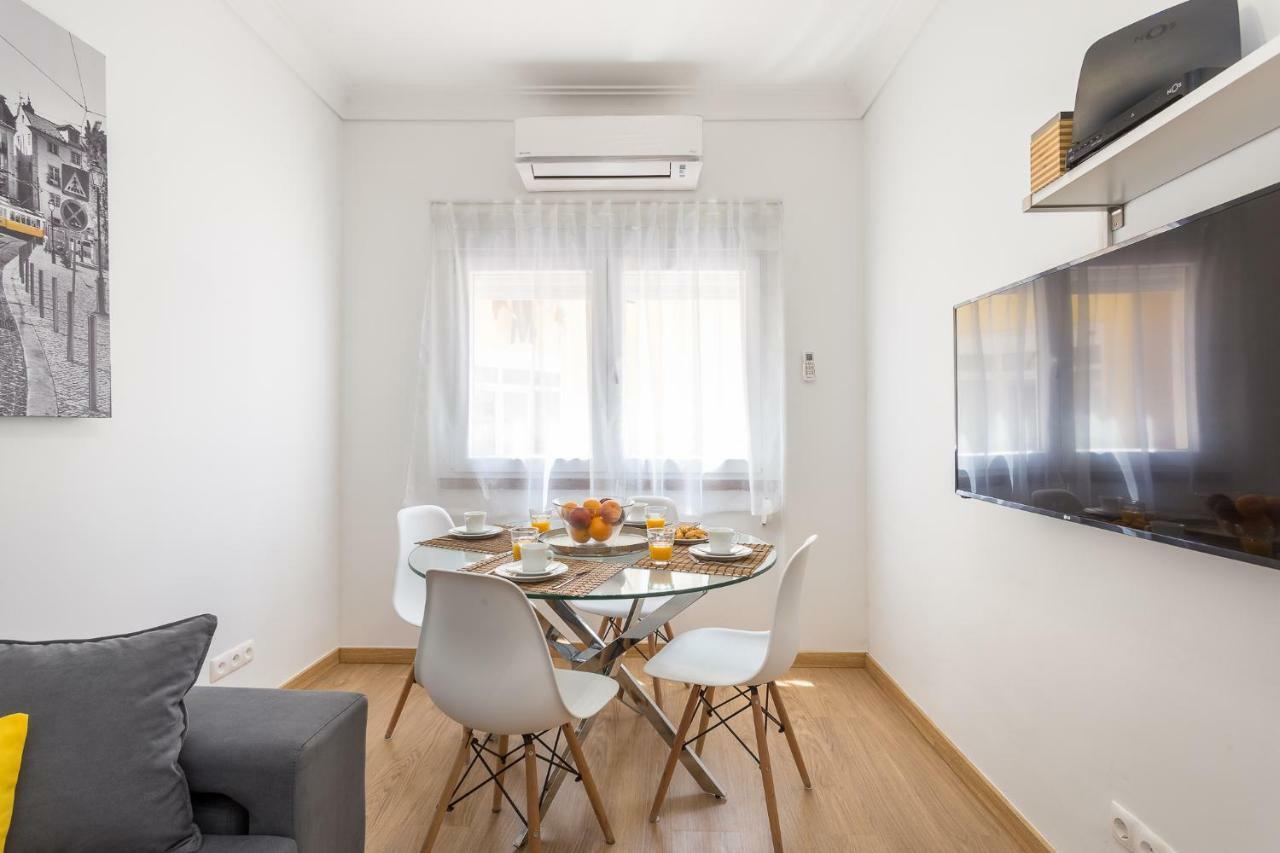 First House Apartment Lisbon Luaran gambar